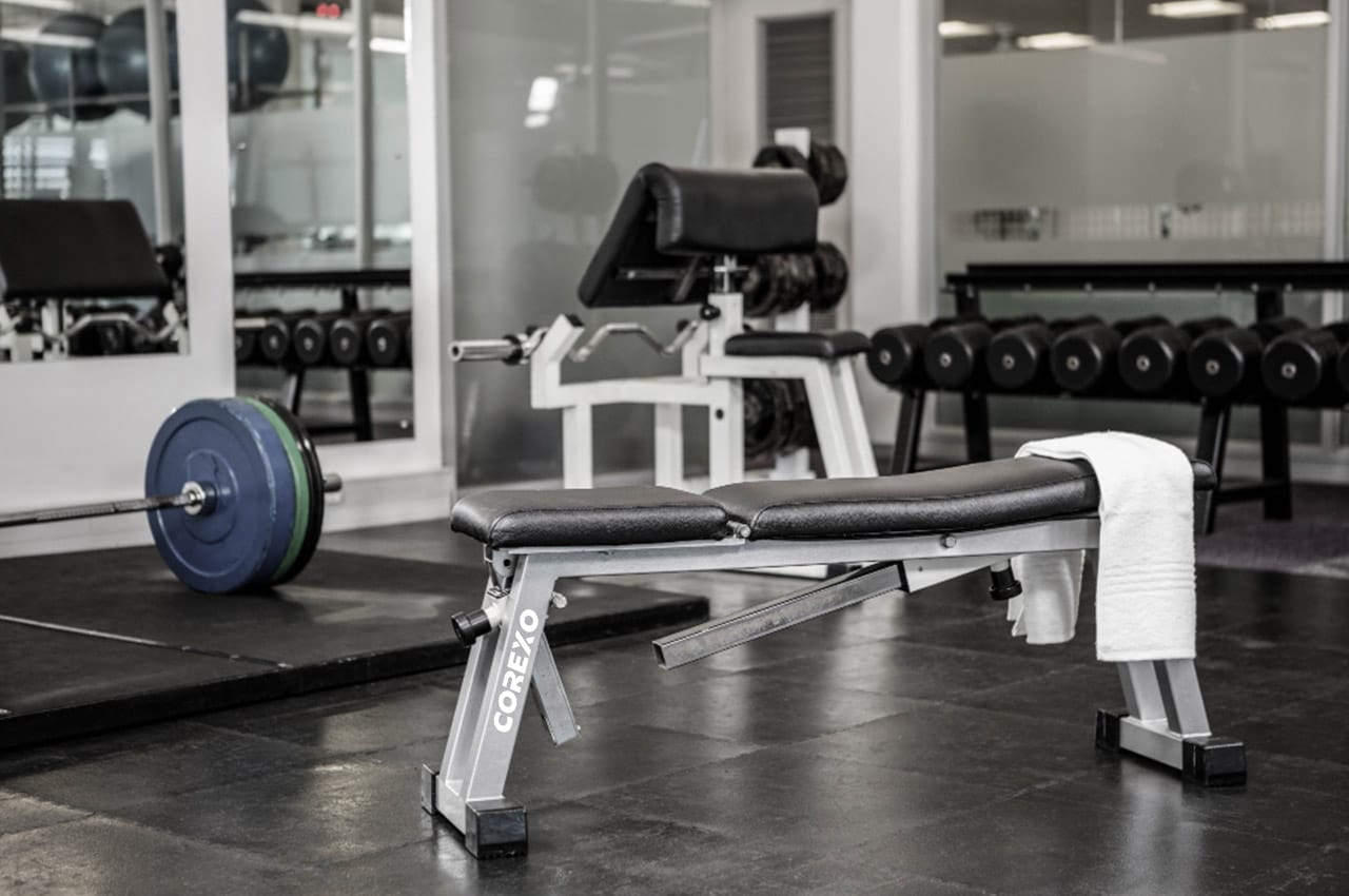 weight training bench