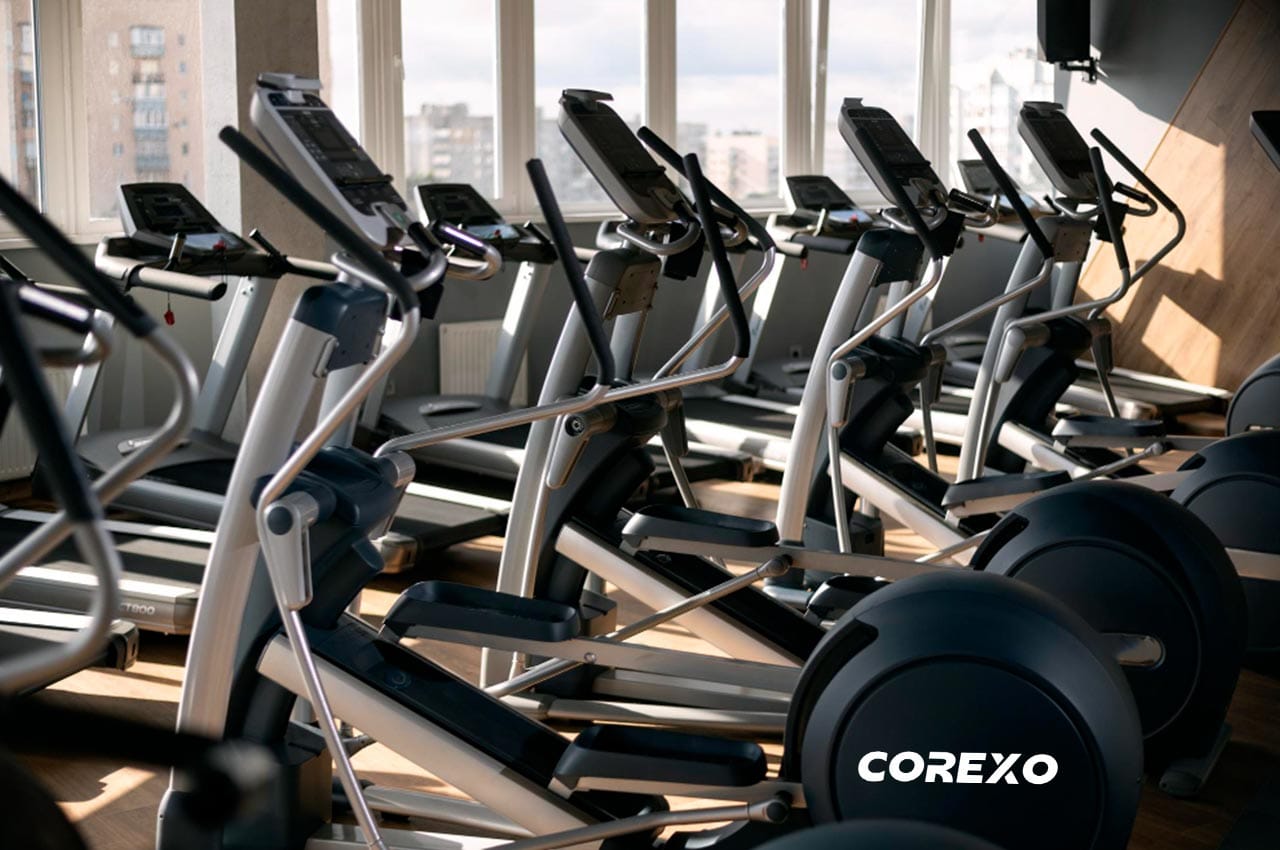 commercial elliptical trainer